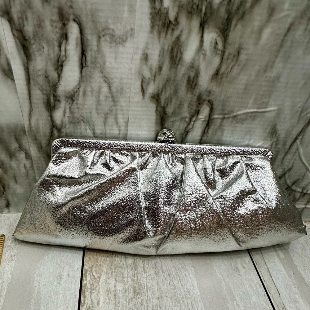 Vintage Silver Leather Kiss Lock Micro Clutch Party Event Evening Christmas NYE